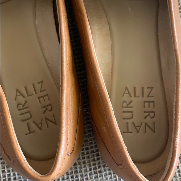 Shoes - Picture 3 of 4